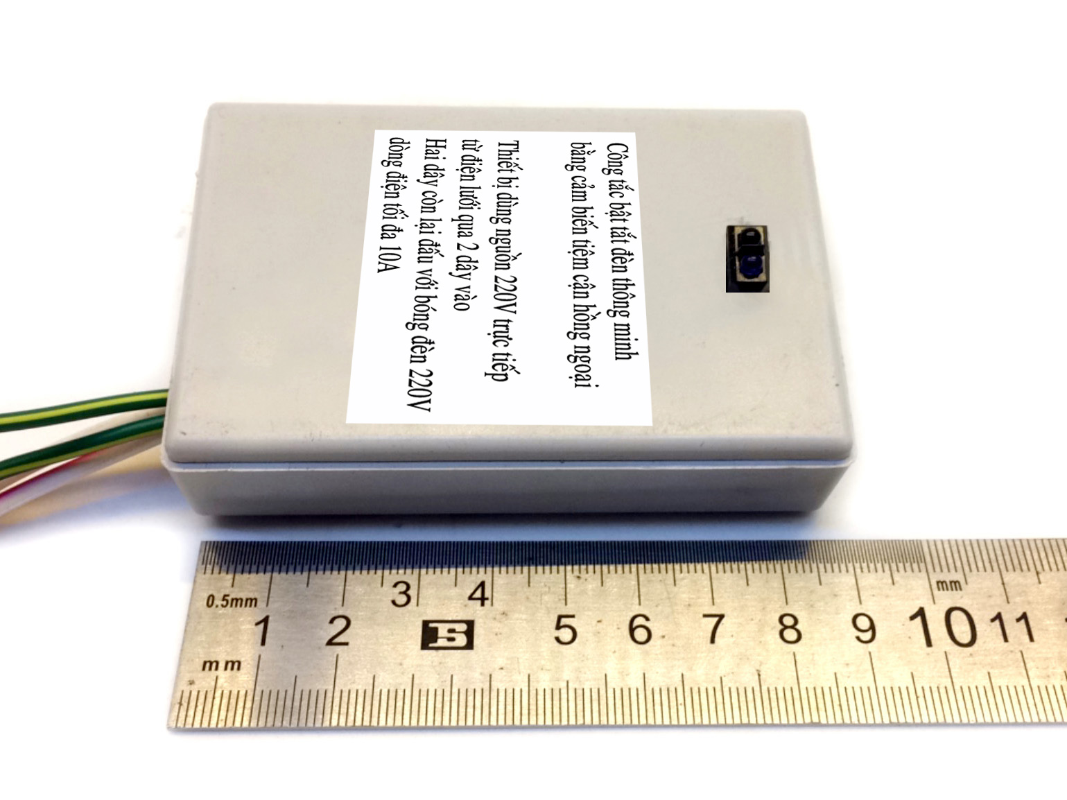 Công tắc bật tắt đèn thông minh 220V 10A bằng cảm biến tiệm cận hồng ngoại